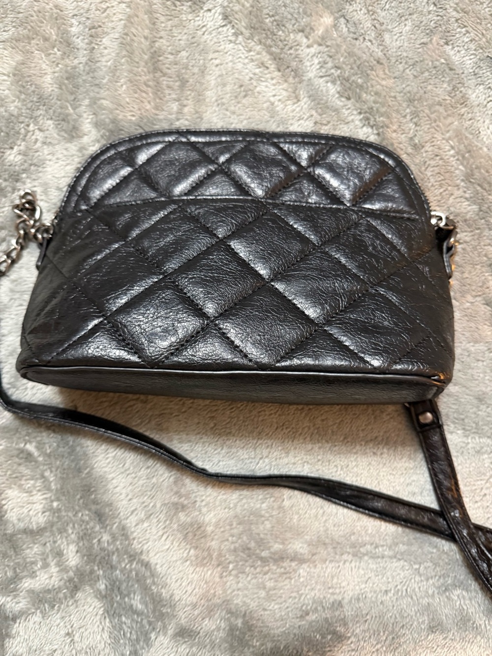 Steve Madden Black Quilted Crossbody with Chain Accent - Picture 6 of 7